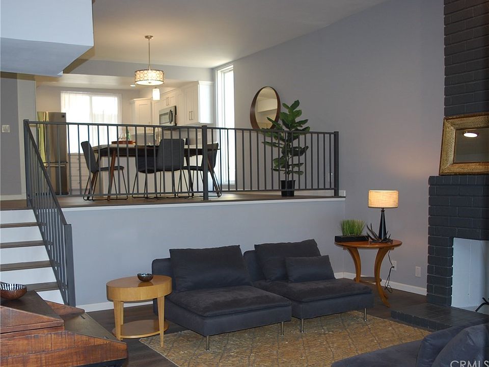 1st image of 5409 Yarmouth Ave Unit 11