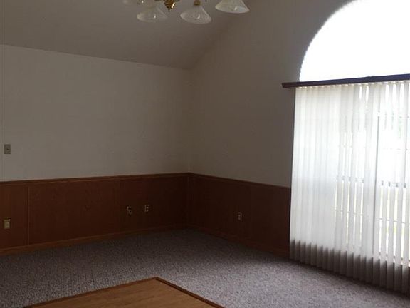 5th image of 202 Swannerland Dr