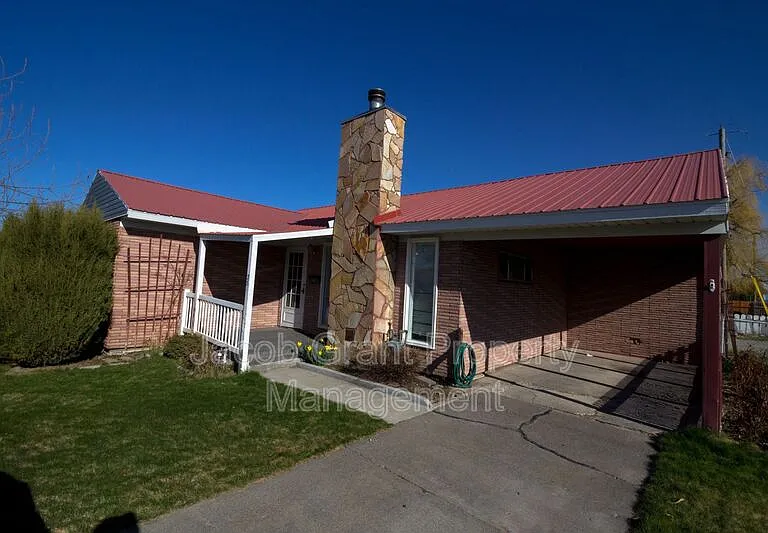 251 Garden St — Photo 1