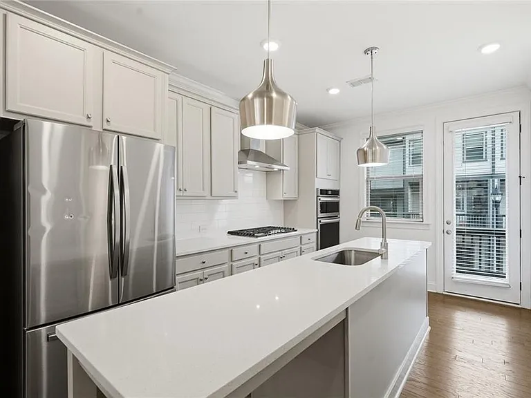 2438A Figaro Dr — Photo 38
