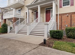 10310 Sablewood Dr #117, Raleigh, NC 27617