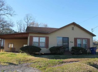 470 S 16th St, Silsbee, TX 77656