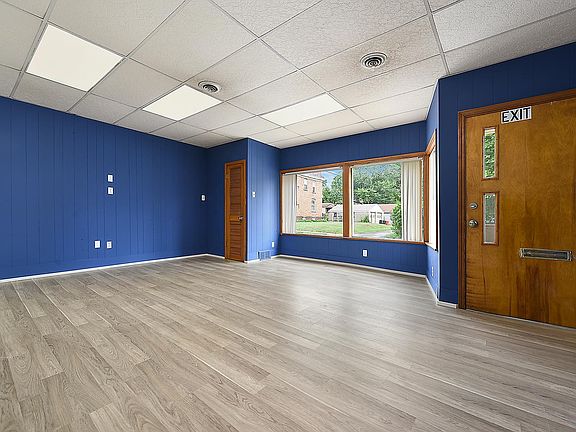 Large Front Picture Windows