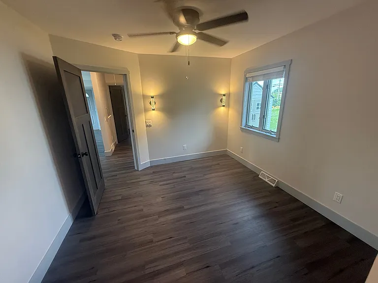 2301 Badger Ln — Photo 8