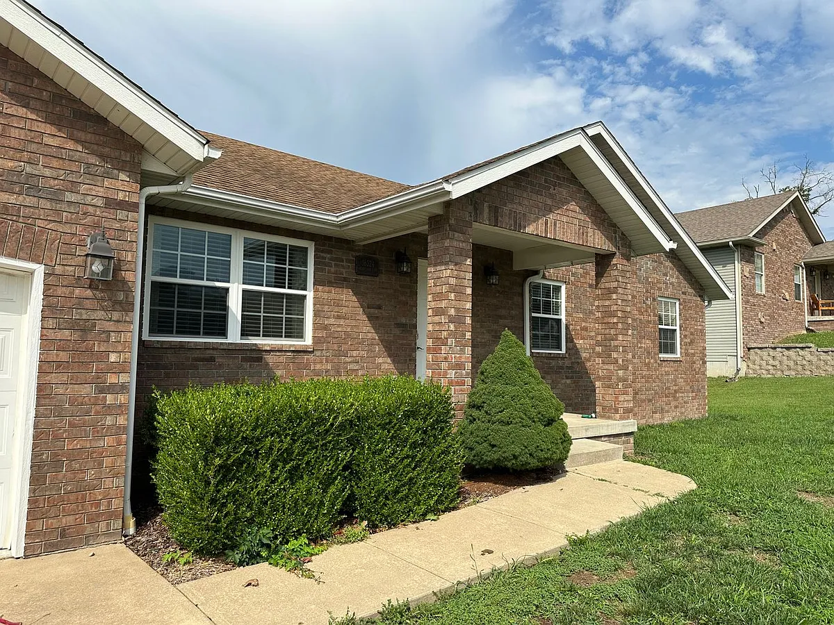 Building Photo - 16324 Heartland Ln