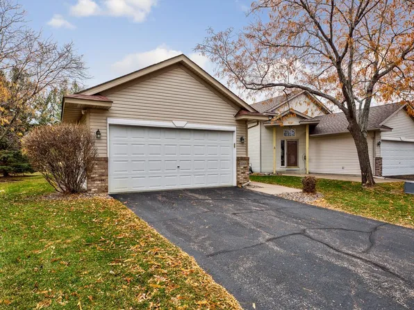 25649 Forest Boulevard Ct, Wyoming, MN 55092