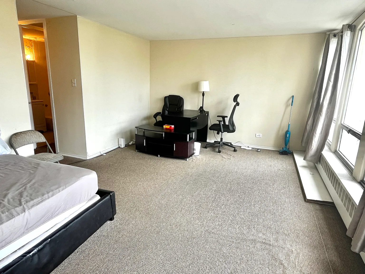 Studio, 550 sqft, $1,595 — Photo 4