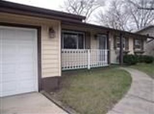 390 Sassafrass Dr, Valparaiso, IN 46385