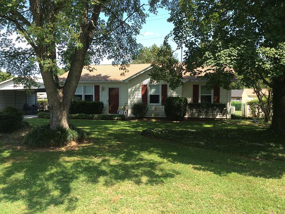 1st image of 107 Luckett Pl