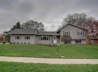 1408 Parmenter St, Middleton, WI 53562