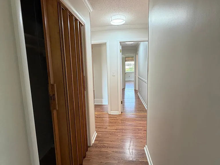 524 Graycroft Dr SW — Photo 14