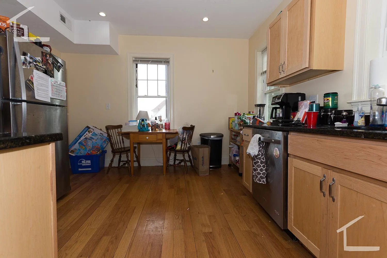 5 bed, 1500 sqft, $4,000 — Photo 4