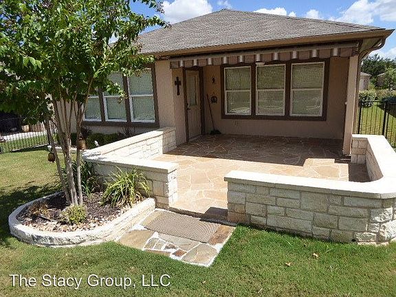 4th image of 314 Salado Creek Ln
