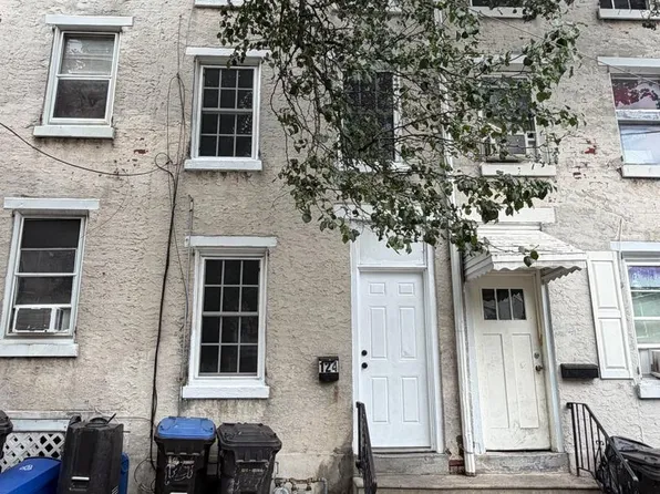 124 W Airy St, Norristown, PA 19401