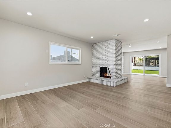 2nd image of 11336 Hunnewell Ave