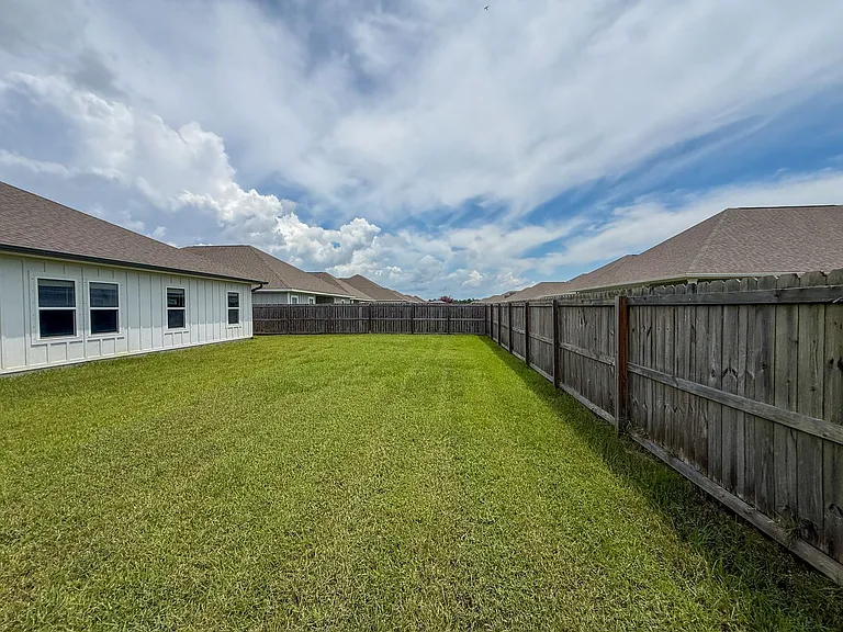 6169 Jenks Dr — Photo 29
