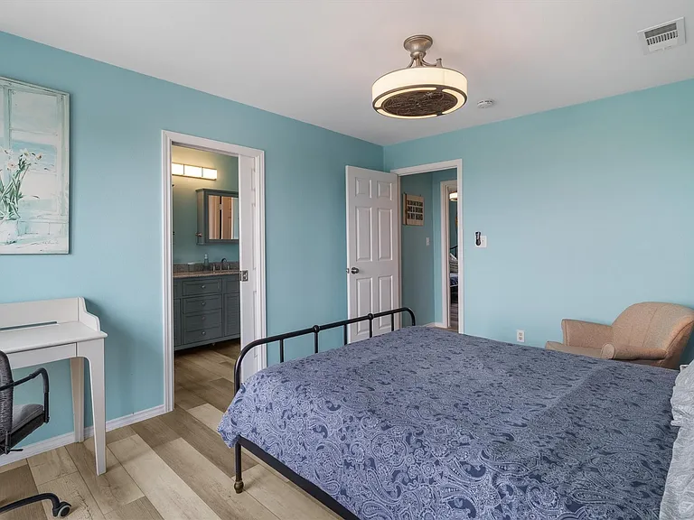 21822 San Luis Pass Rd — Photo 16