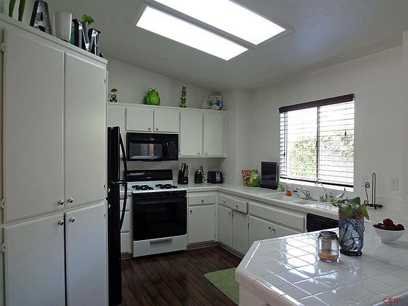 3rd image of 2248 N Central Park Dr