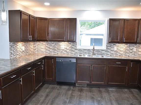 4th image of 769 Orlando Ave