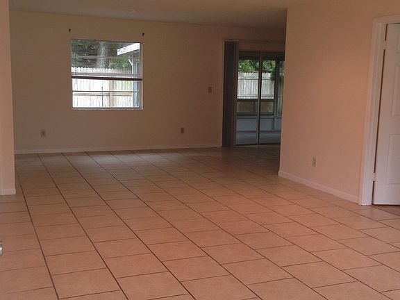 Living room and dining area, open floor plan