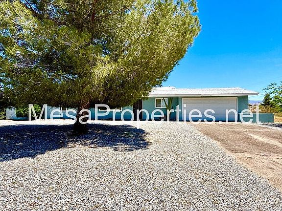 3rd image of 15090 Acoma Rd