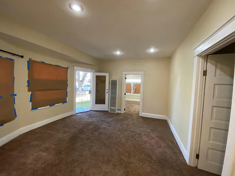 402 S Sycamore St #402 — Photo 9