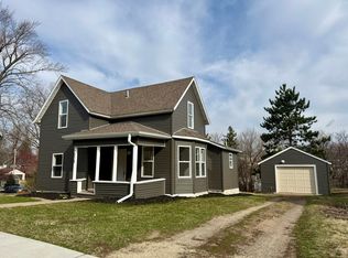 1050 Sturtevant St, Red Wing, MN 55066