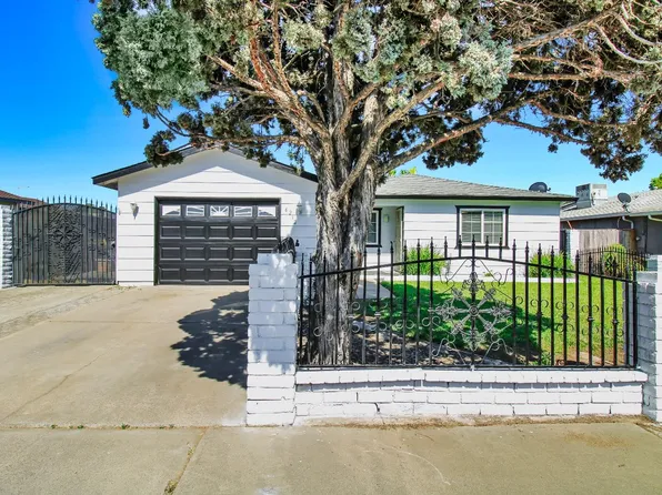 6212 Don Ave, Riverbank, CA 95367