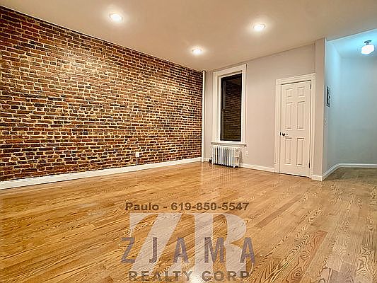 3rd image of 810 Prospect Pl #D2