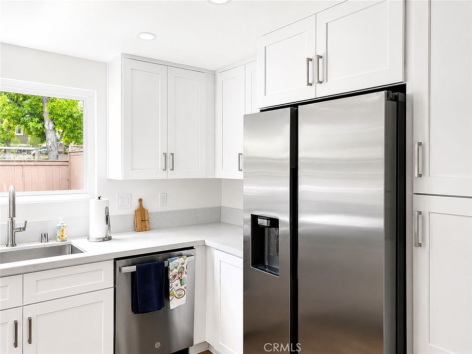 1st image of 8 Rosewood