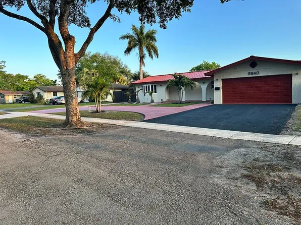 6940 Plantation Rd, Plantation, FL 33317