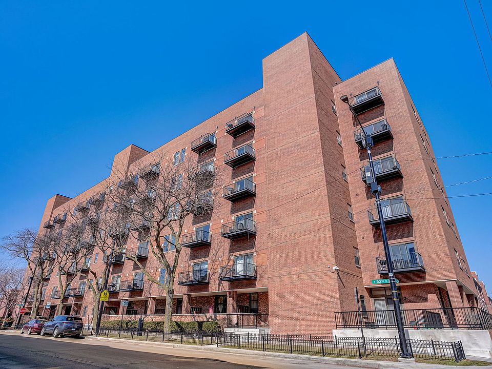 1st image of 1000 E 53rd St #207S