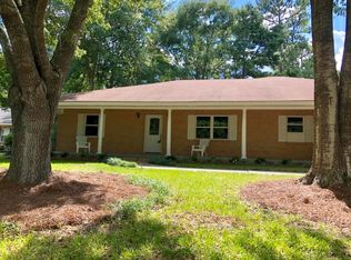120 Wellington Cir, Hattiesburg, MS 39402
