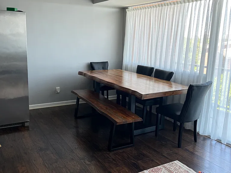 431 N Armistead St #402 — Photo 4