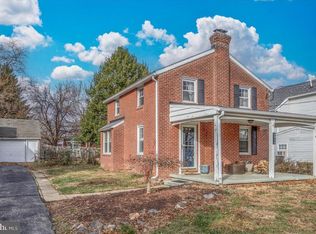 2015 Veale Rd, Wilmington, DE 19810