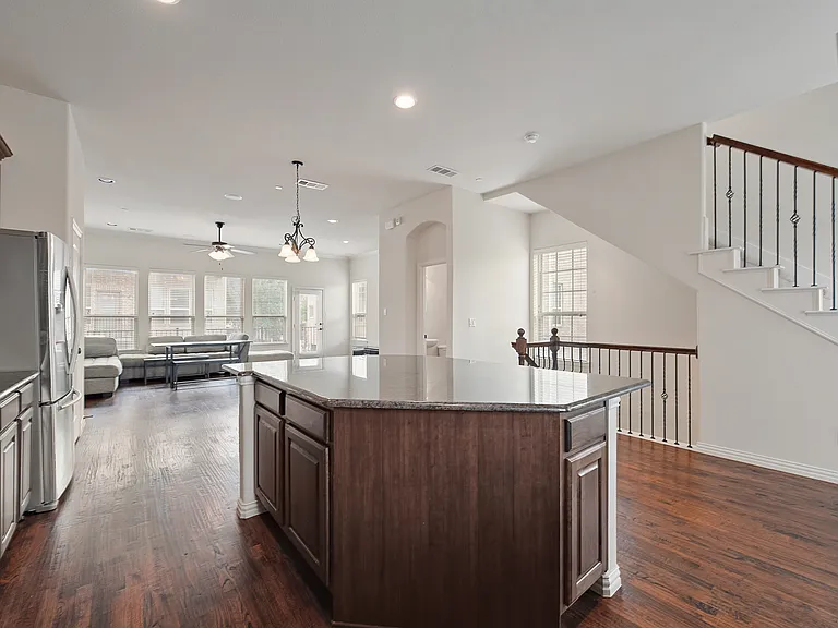 6491 Las Colinas Blvd — Photo 14