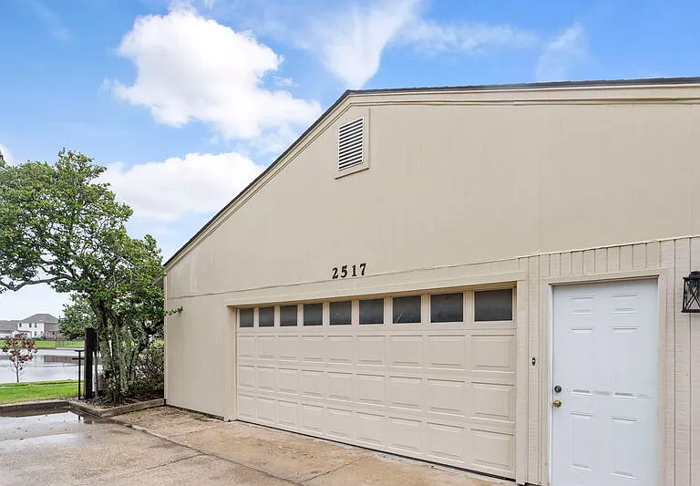 2517 Berrybrook Dr — Photo 16