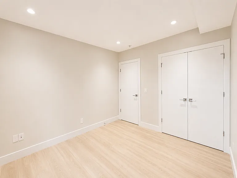 835 Prospect Ave — Photo 3