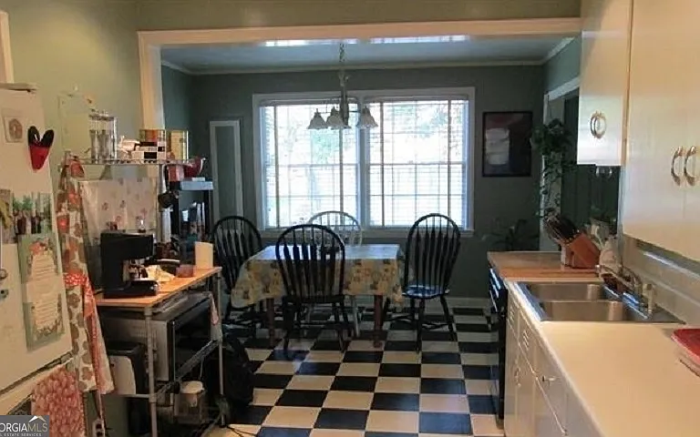 2285 Elmridge Dr — Photo 3
