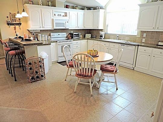 3rd image of 6017 Liberty Dr