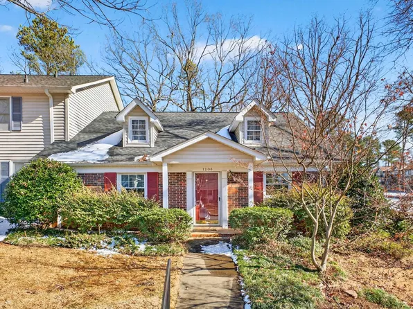 1206 Wenwood Cir, Greenville, SC 29607