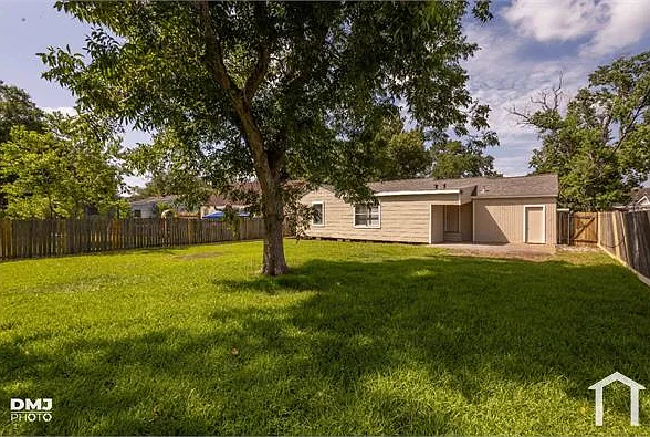 3 bed, 1307 sqft, $1,397 — Photo 3