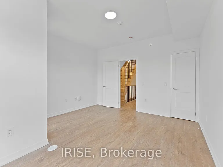 485 Logan Ave S #310 — Photo 30