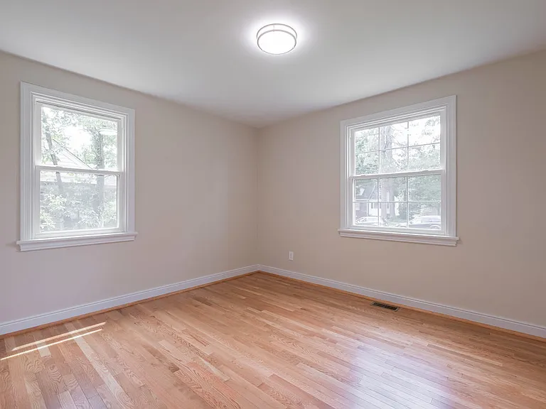 1315 Santa Rosa Rd — Photo 21