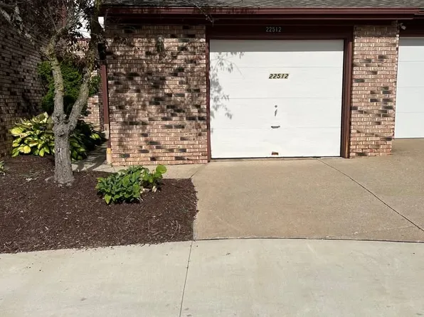 22512 Center Ridge Rd, Rocky River, OH 44116