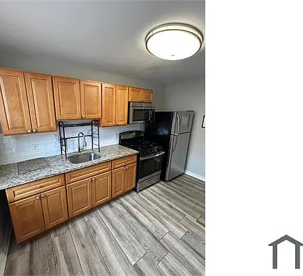 1 bed, 800 sqft, $1,050 — Photo 1