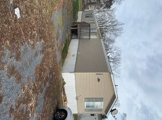 2095 Sam Mason Rd, Bunker Hill, WV 25413