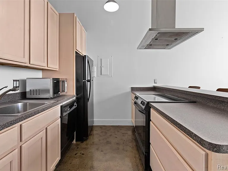6533 E Jefferson Ave #604 — Photo 11
