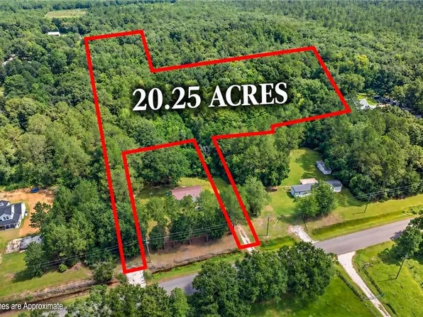 13200 Old Pascagoula Rd, Grand Bay, AL 36541
