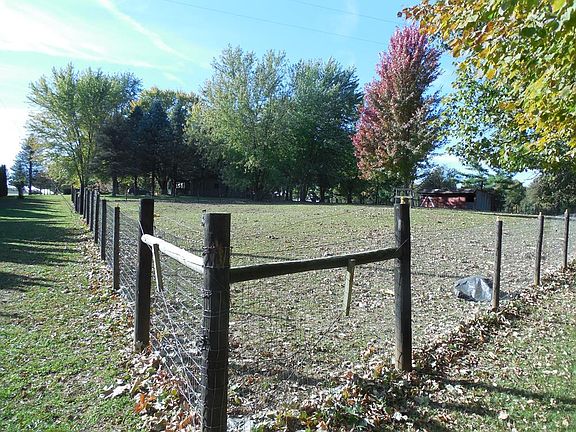 3rd image of 16565 N State Road 63